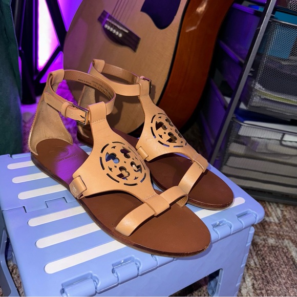 Tory Burch Zoey Sandals - Sand/Tan size 6 - Picture 2 of 8